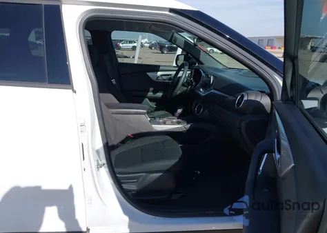 2021 Chevrolet Blazer Fwd 2Lt from USA, damaged, VIN 3GNKBCR40MS542120